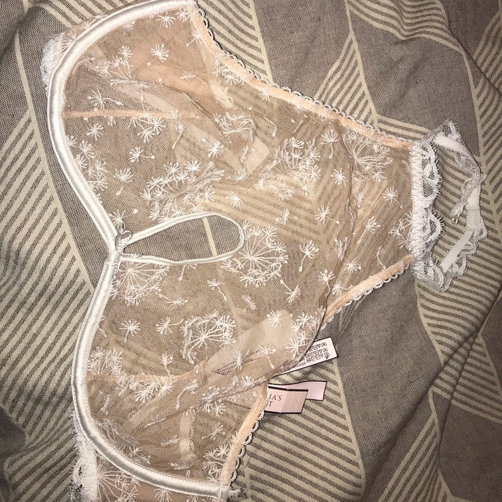 Victoria secret bra